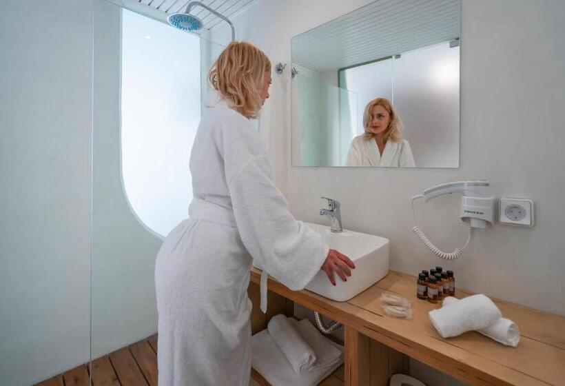 سوئیت جونیور با استخر, Aloe Hotel   Adults Only