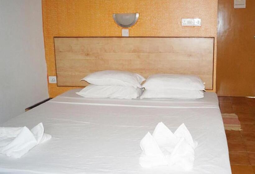 Номер Deluxe, Time & Leisure Hotels