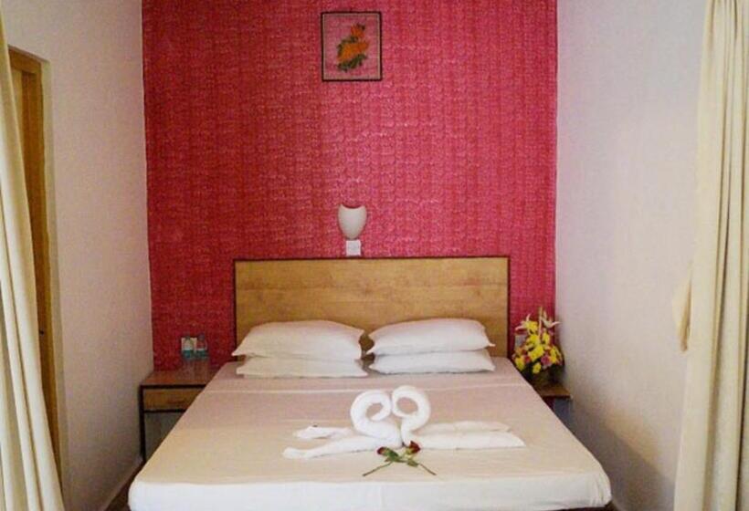 جناح ديلوكس, Time & Leisure Hotels