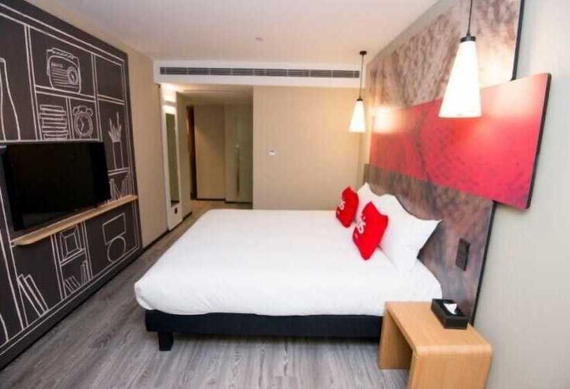 패밀리 룸, Ibis Luoyang Baolong Square