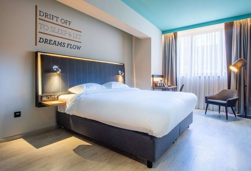 Номер Стандарт с Балконом, Park Inn By Radisson Poznan