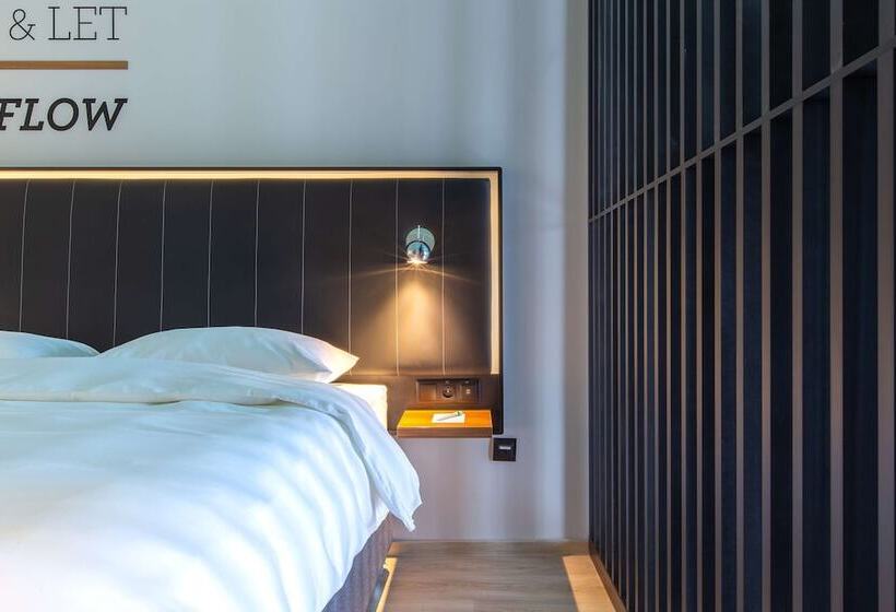Номер Стандарт с Балконом, Park Inn By Radisson Poznan