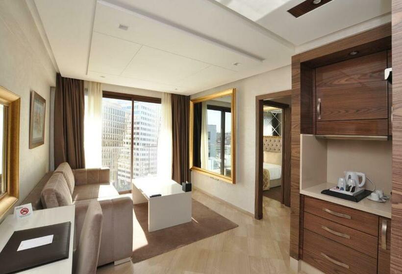 带大床的小型套房, Suite Hotel Casa Diamond