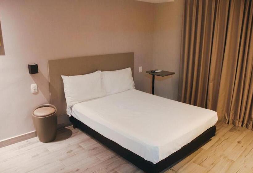 غرفة قياسية لذوى الاحتياجات الخاصة, Ibis Styles Itauna