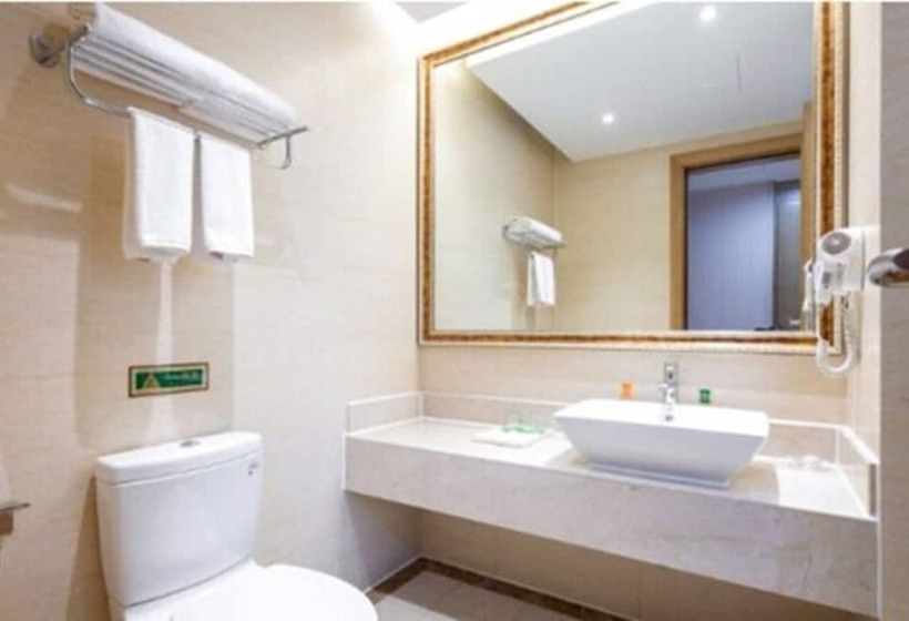 Номер Deluxe, Vienna International Hotel   Ningbo City West Xintiandi