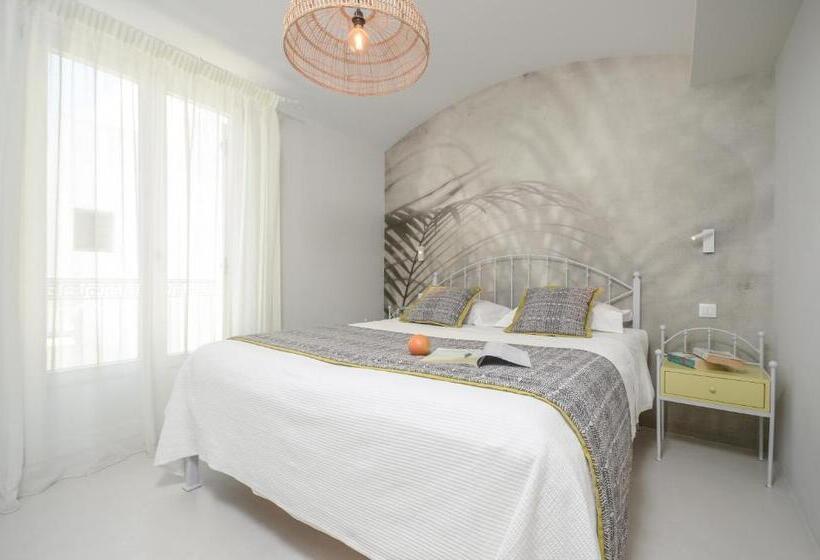 豪华套房, Antony Suites