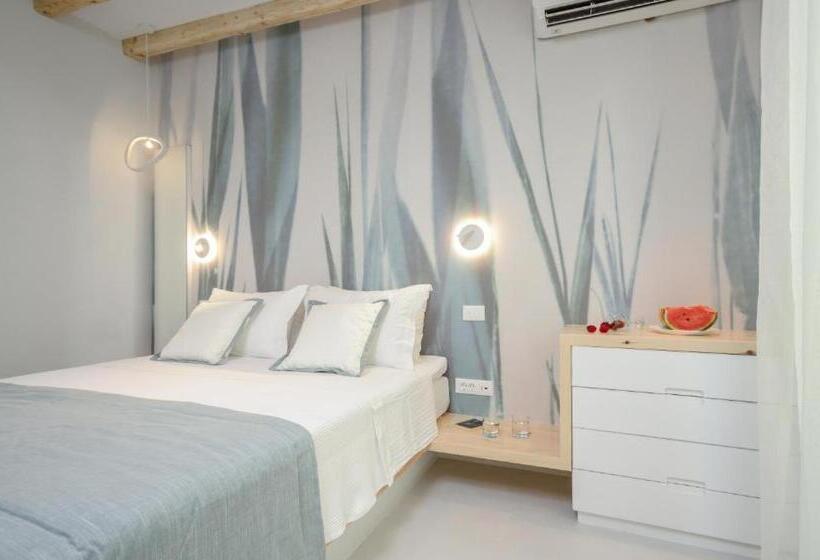 标准间, Antony Suites