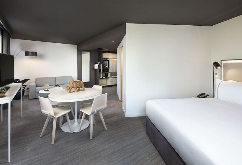 Номер Стандарт, Innside By Meliá Paris Charles De Gaulle Airport