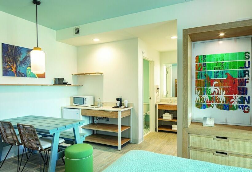 适合残疾人士使用的套间, Universal’s Endless Summer Resort – Dockside Inn And Suites