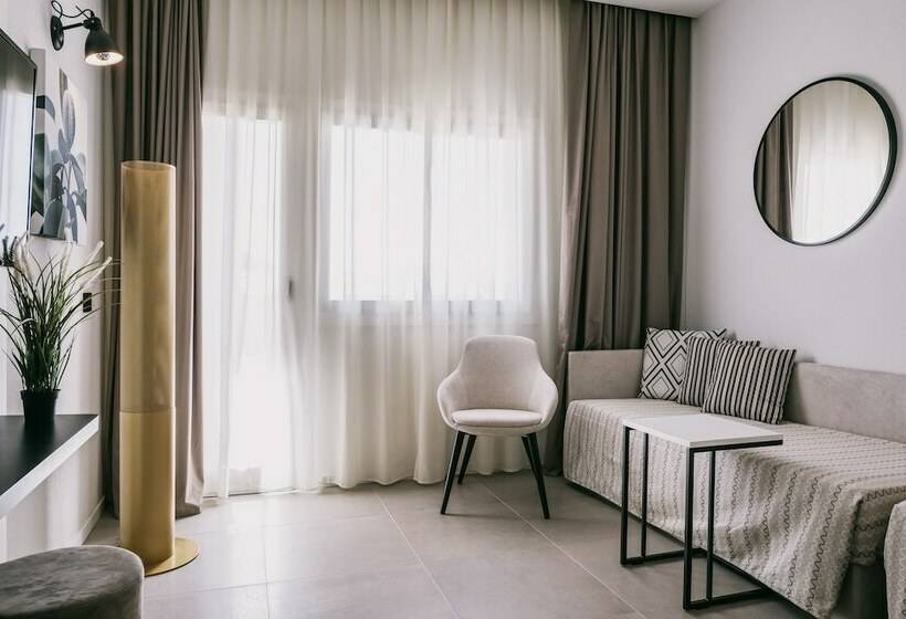 Полулюкс, Mangia S Himera Resort