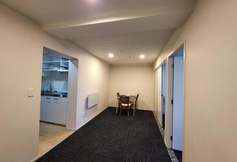 带3个卧室的公寓, Empire Apartments