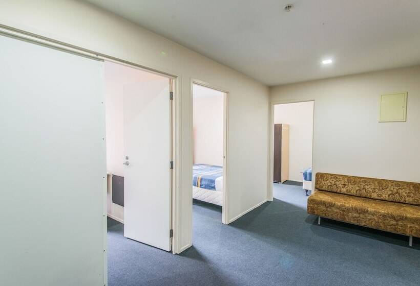 带3个卧室的公寓, Empire Apartments