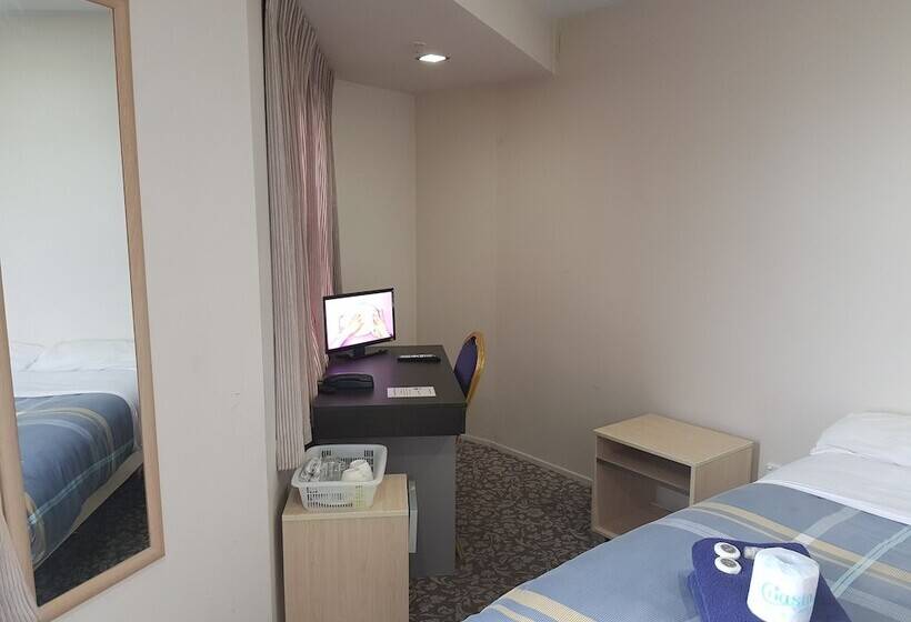 带3个卧室的公寓, Empire Apartments