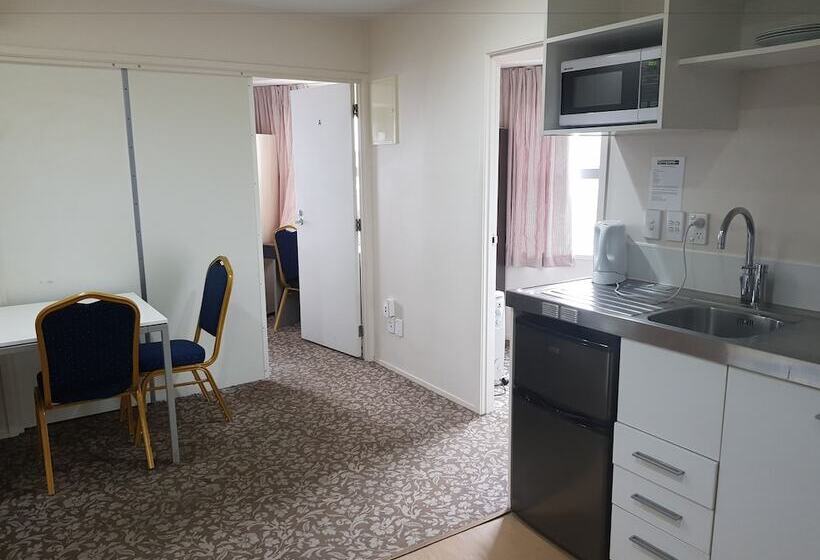 带2个卧室的公寓, Empire Apartments