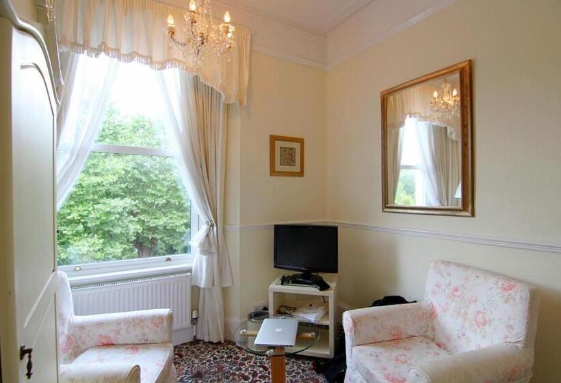 Полулюкс, The Daylesford Guest House