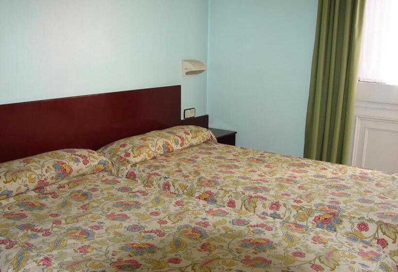 Номер Стандарт, Hostal Del Ripollès