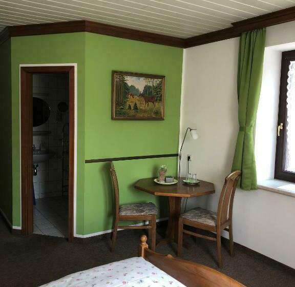 Номер Стандарт, Pension Bennelliebschanke