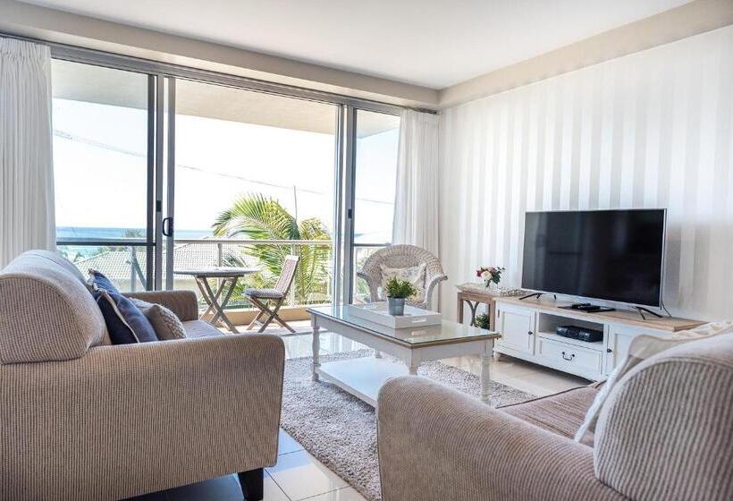 شقة غرفتين مطلة على البحر, Grandview Apartments