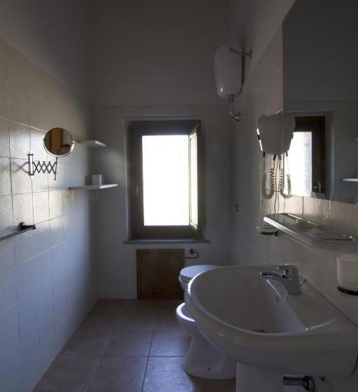 اتاق استاندارد چهار تخته, Agriturismo Sa Rocca