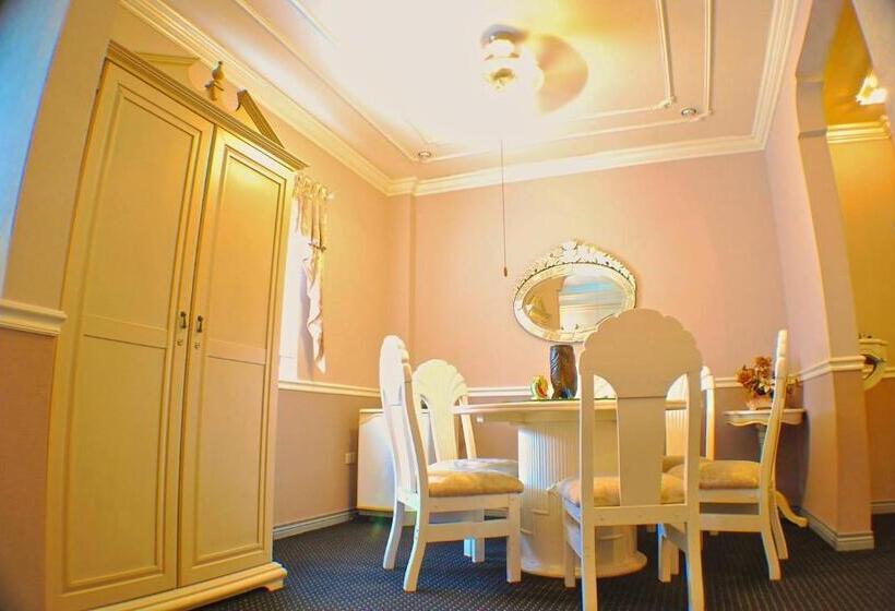 スーペリアールーム, Sm Travelodge