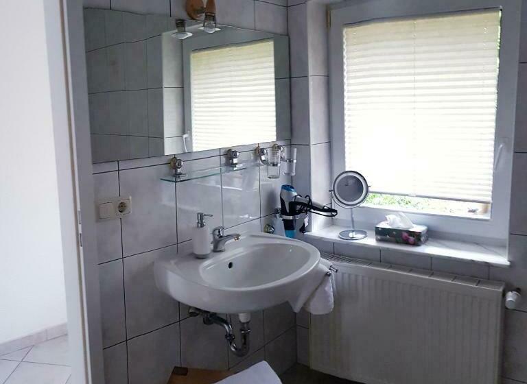 Студия Стандарт, Urlaubspension 'hohes Rott' Und Apartmenthaus