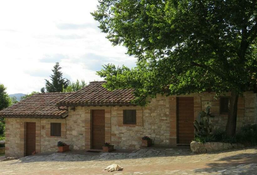 Номер Стандарт Трехместный, Agriturismo Casale Delle Lucrezie