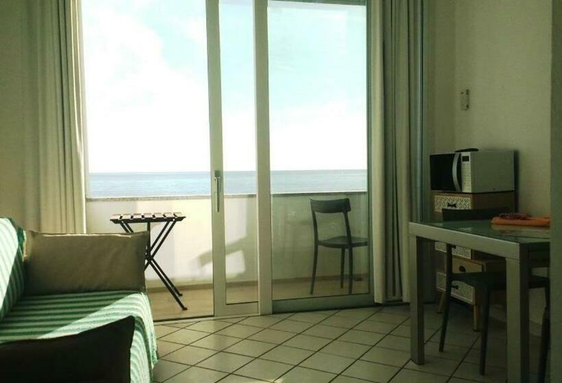 带海景的标准工作室, Residence Le Dune Club