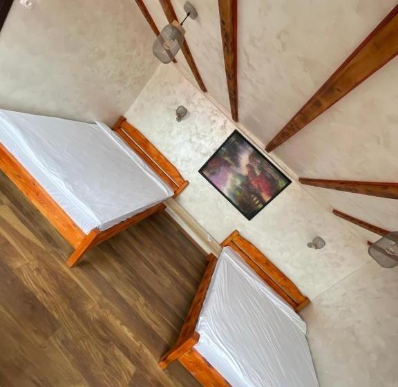 Четырехместный Номер Стандарт, Casa Yachi Vama Veche