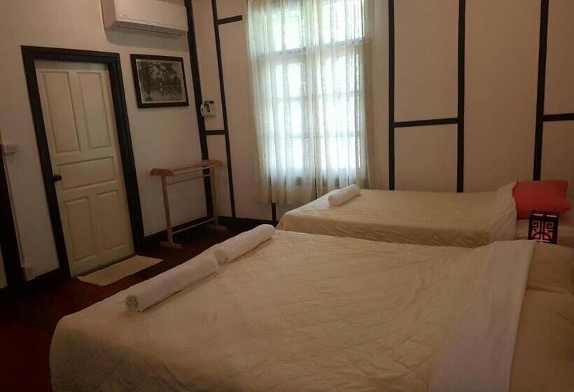 Семейное Бунгало, Villa Thakhek