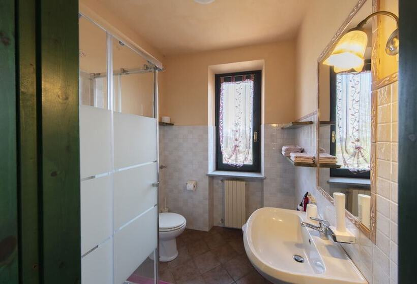Номер Стандарт, Cascina Papa Mora
