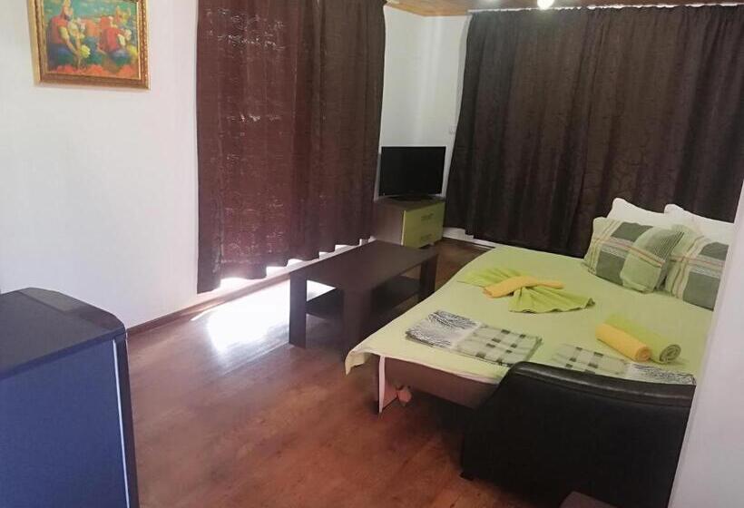 Студио Стандарт Вид на Парк, Neli Sea Villa