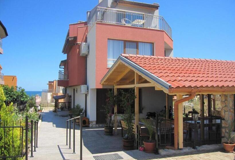 סטודיו סטנדרטי נוף לפארק, Neli Sea Villa