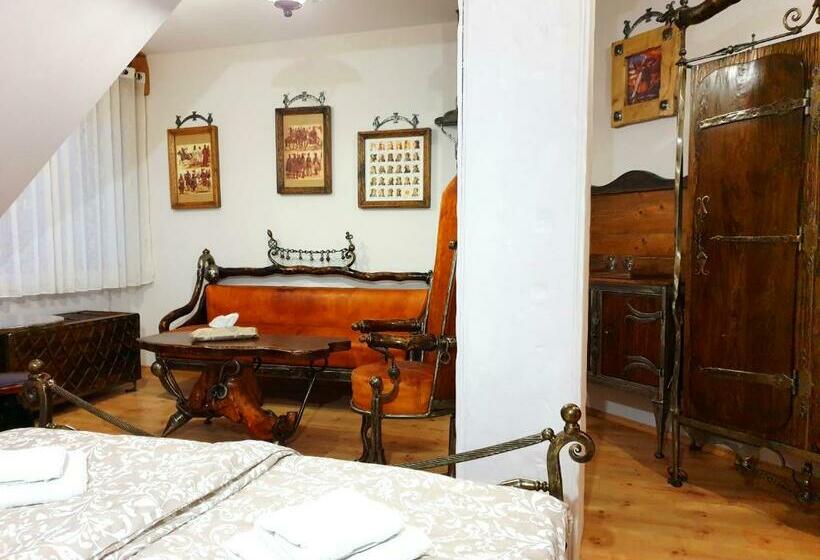 Номер Стандарт, Penzion A Restauracia Toldi