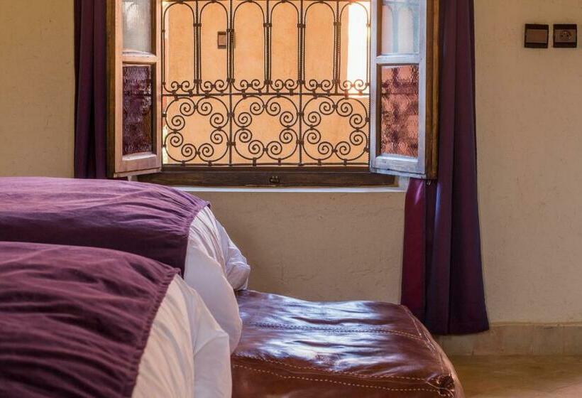 Номер Стандарт, Riad Madu
