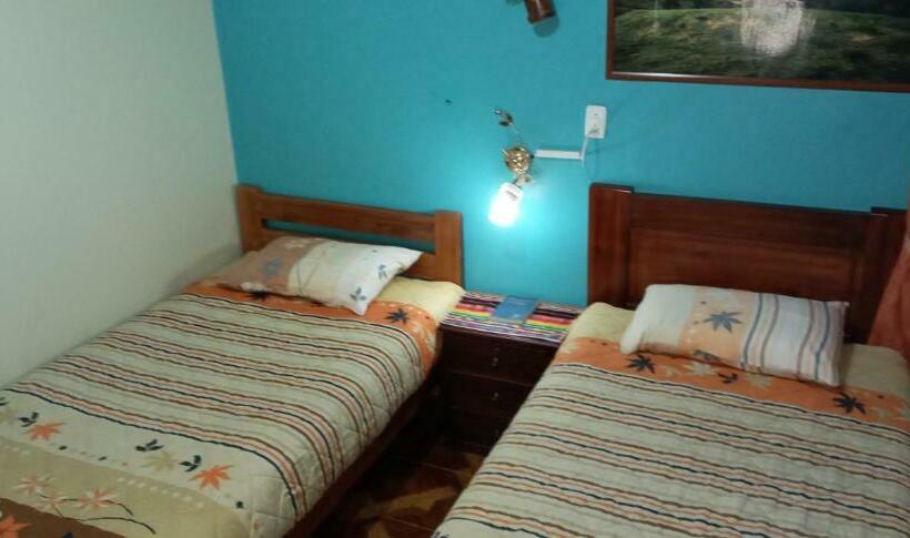 اتاق اکونومی, Hostal Otavalos Inn Hostel