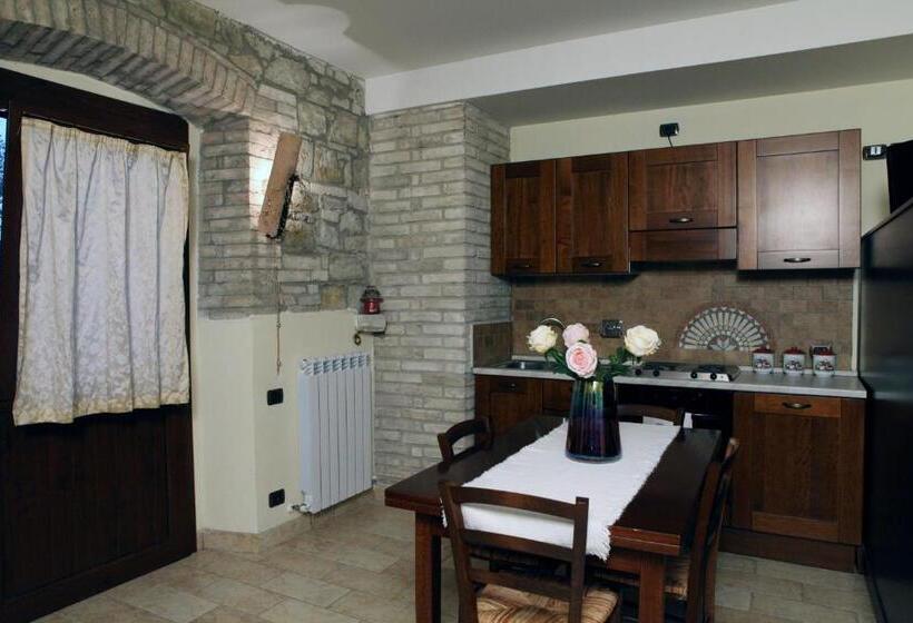 استودیوی استاندارد, Il Casale Della Quercia