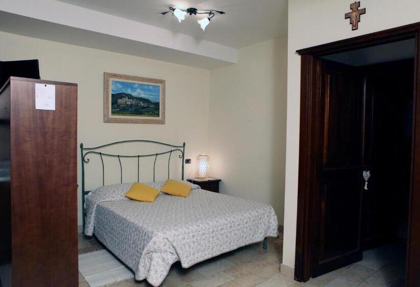 استودیوی استاندارد, Il Casale Della Quercia