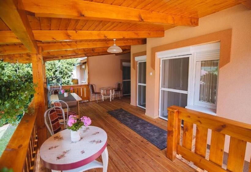 带1个卧室的公寓, Jázmin Apartmanház