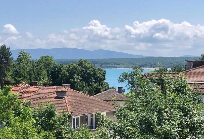 Номер Стандарт Вид на Море, Borko Guest House