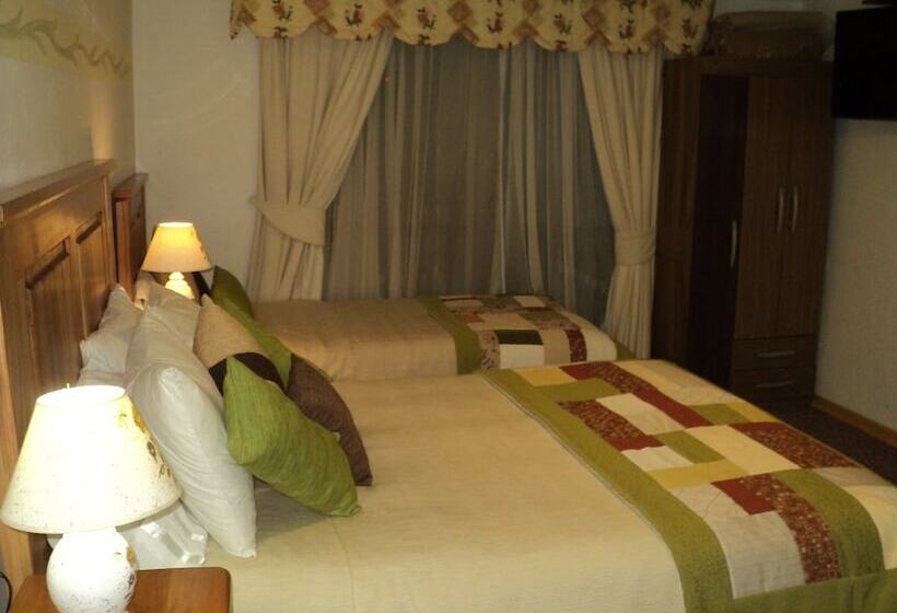 패밀리 룸, Hostal Casa Familia