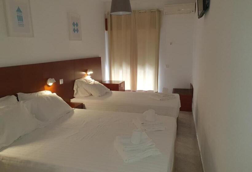 Трехместный Номер Комфорт, Hospedaria Buganvilia Alvor