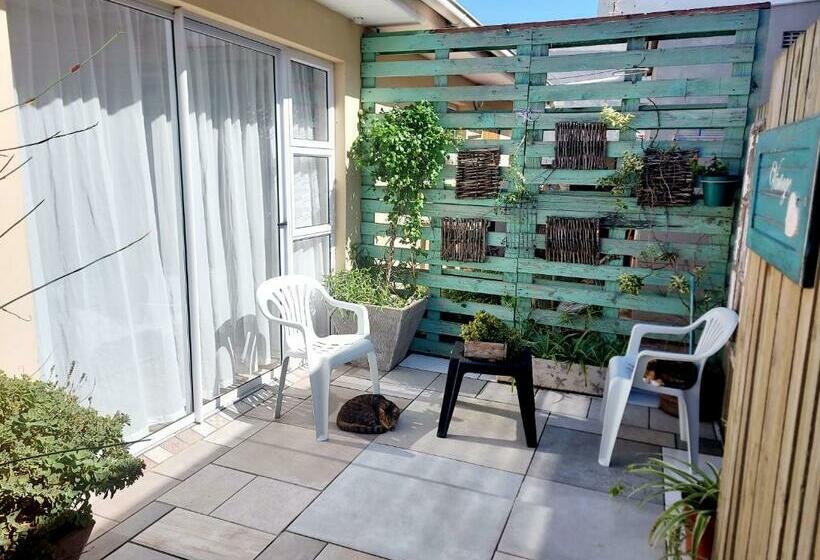 Номер Стандарт, The Coelacanth Guest House And Beach Thyme Self Catering