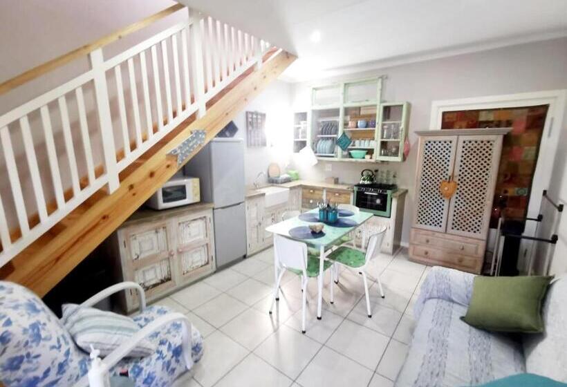 Люкс Вид на Море, The Coelacanth Guest House And Beach Thyme Self Catering