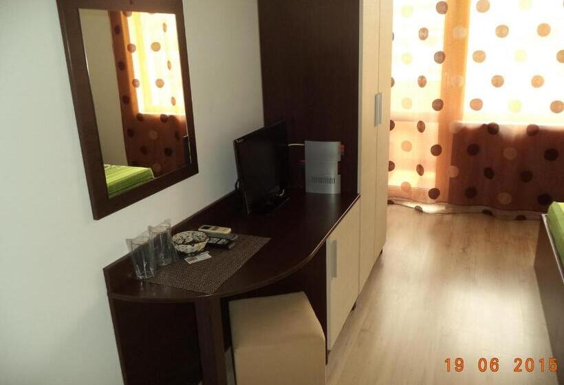 Номер Стандарт с Балконом, Sveti Georgi Guest House