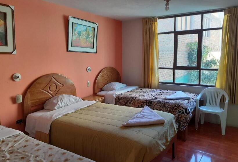 חדר סטנדרט לארבעה, Waikycha Hostal