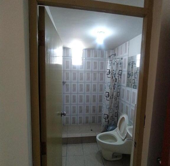 חדר סטנדרט לשלושה, Waikycha Hostal