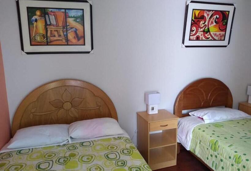חדר סטנדרט לשלושה, Waikycha Hostal