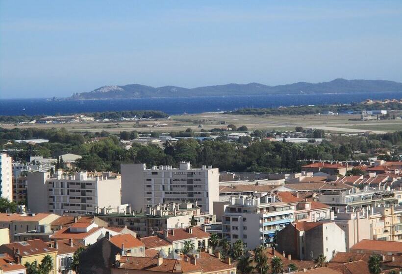 Номер Стандарт, Castel Pierre Lisse