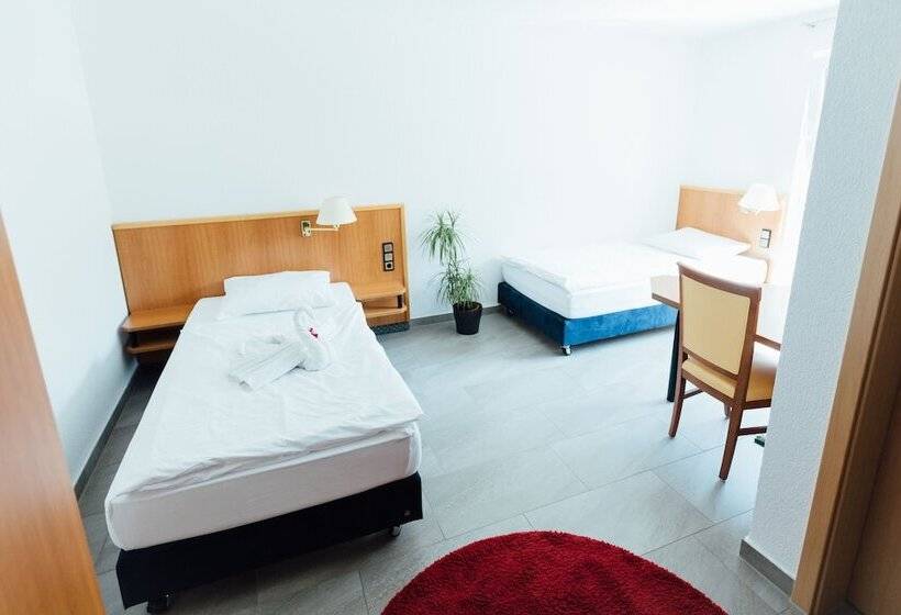标准间, Heilbronner Pension Am Schonen Theater