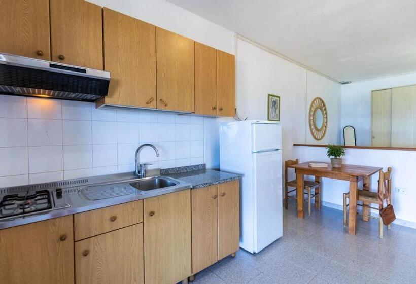 带1个卧室的带海景的公寓, La Meridiana